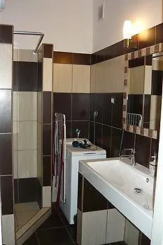 Boomerang بودابست