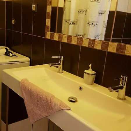 Boomerang بودابست