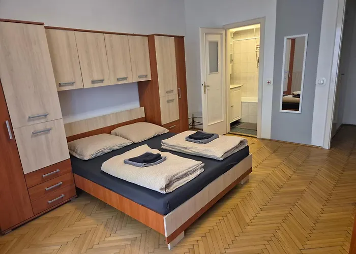 Boomerang * Budapest