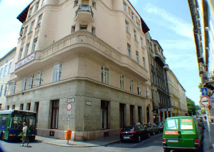 Boomerang * Budapest