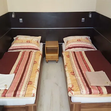 Boomerang * בודפשט